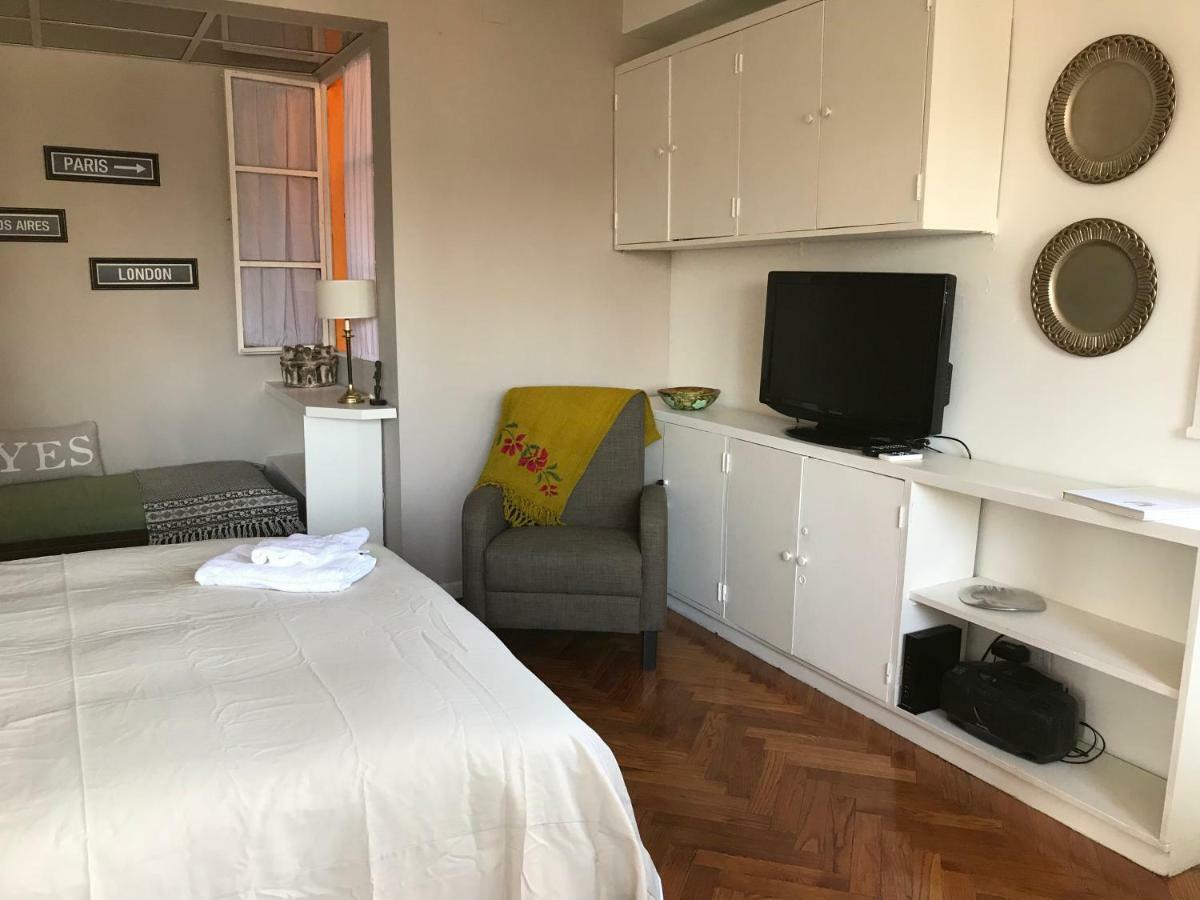 Dpto. Av. Corrientes Al 700-Centro Apartment บัวโนสไอเรส ภายนอก รูปภาพ